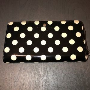 NWT Kate Spade “Cedar Street” Wallet